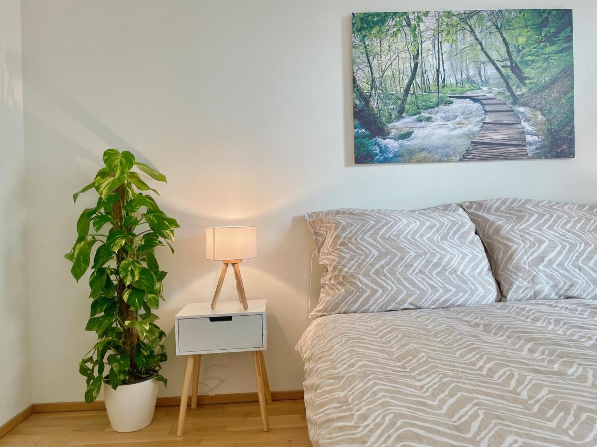 Central 55M2 Flat With Balcony & Parking Wenen Buitenkant foto